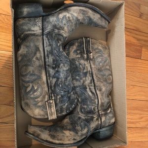Men’s cowboy boots